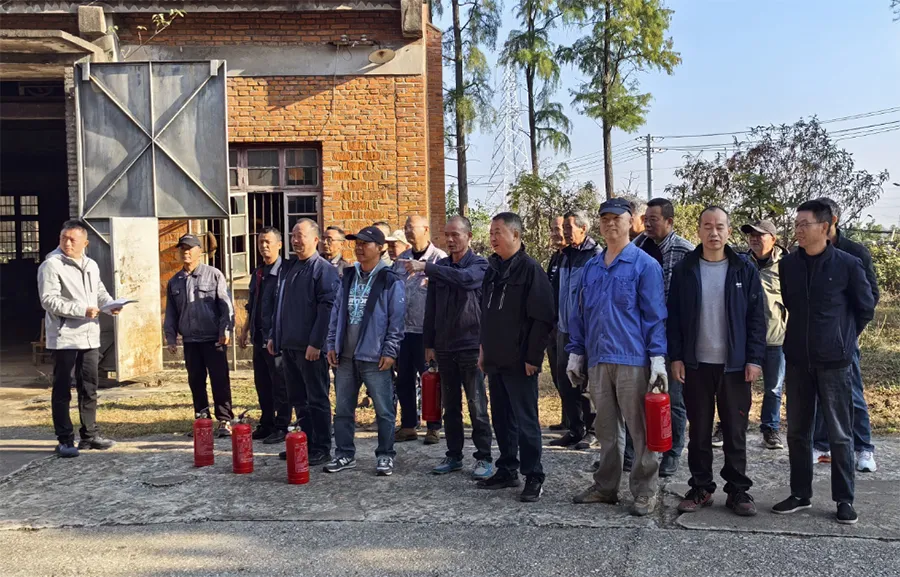 机械厂积极开展消防宣传月活动