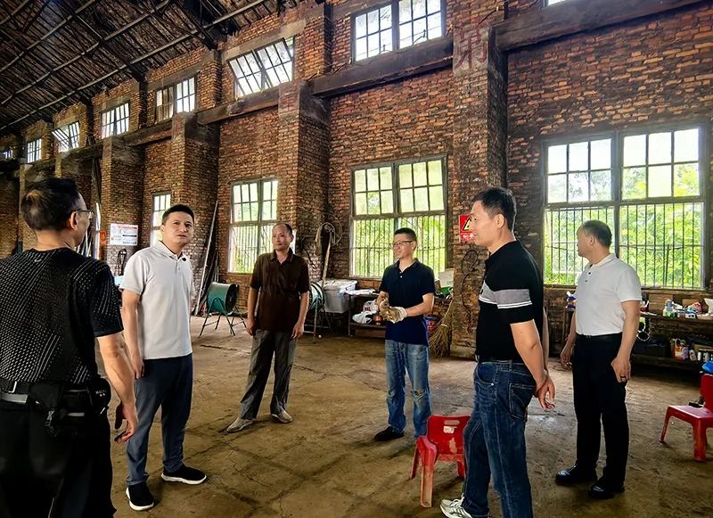 酷暑送清凉　关怀沁人心